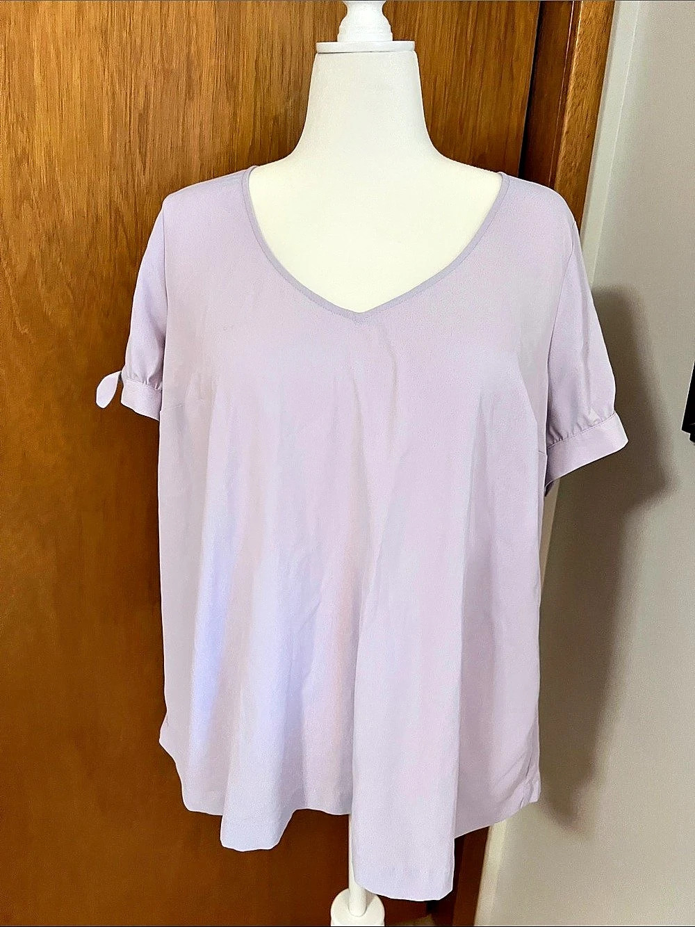 ModCloth V-Neck Tie-Sleeve Top in Lavender Size 1X Like New
